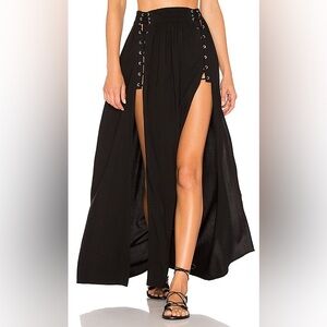 INDAH REVOLVE INDIANA BLACK LACE UP LEG SLITS MAXI SKIRT MEDIUM MINT RARE $103